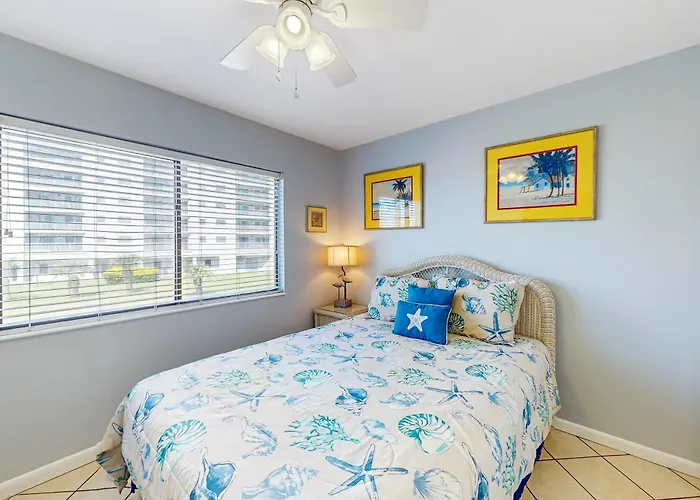 Ocean-view With Pools Fitness Center Access And Golf Holiday home *