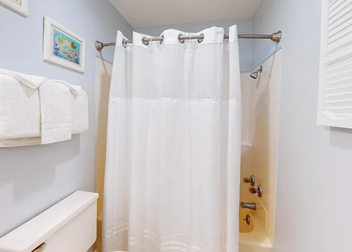 Ocean-view With Pools Fitness Center Access And Golf Holiday home Gulf Shores