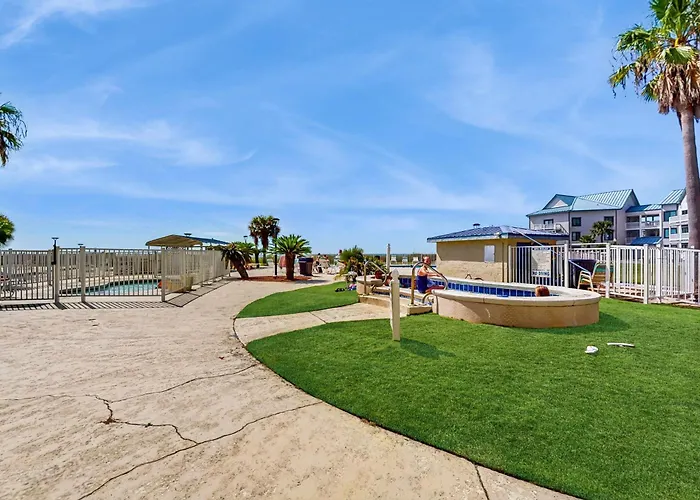 Holiday home Ocean-view With Pools Fitness Center Access And Golf *