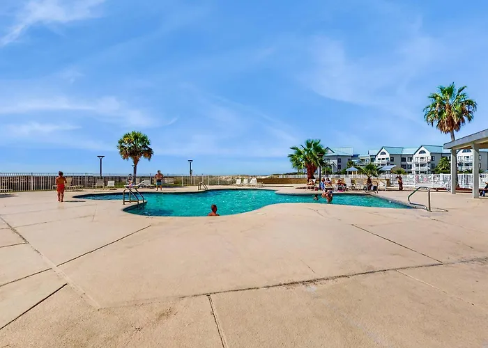 Ocean-view With Pools Fitness Center Access And Golf Holiday home